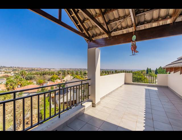 2 BEDROOM APARTMENT FOR SALE IN DAINFERN